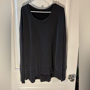 Athleta Crewneck / Black / Size L